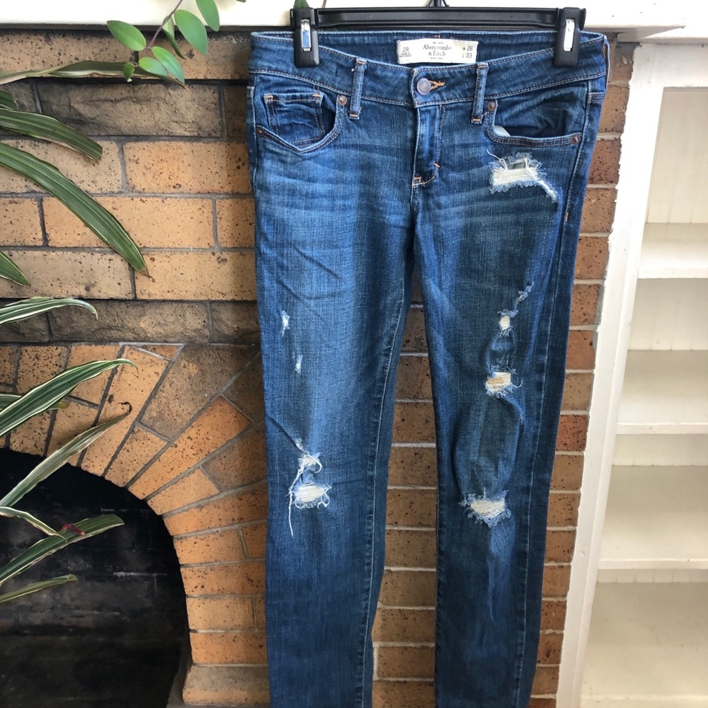 Abercrombie mid rise jeans